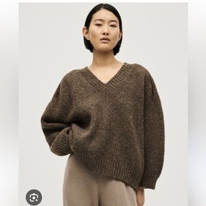 Babaa jumper no29 oak - v neck saddle sleeves